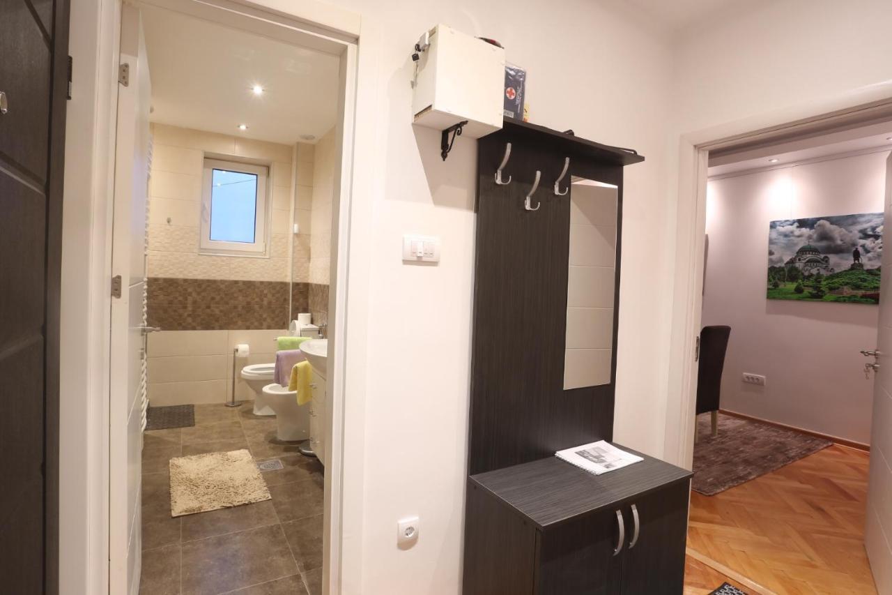 Balkanic Star Belgrado Buitenkant foto