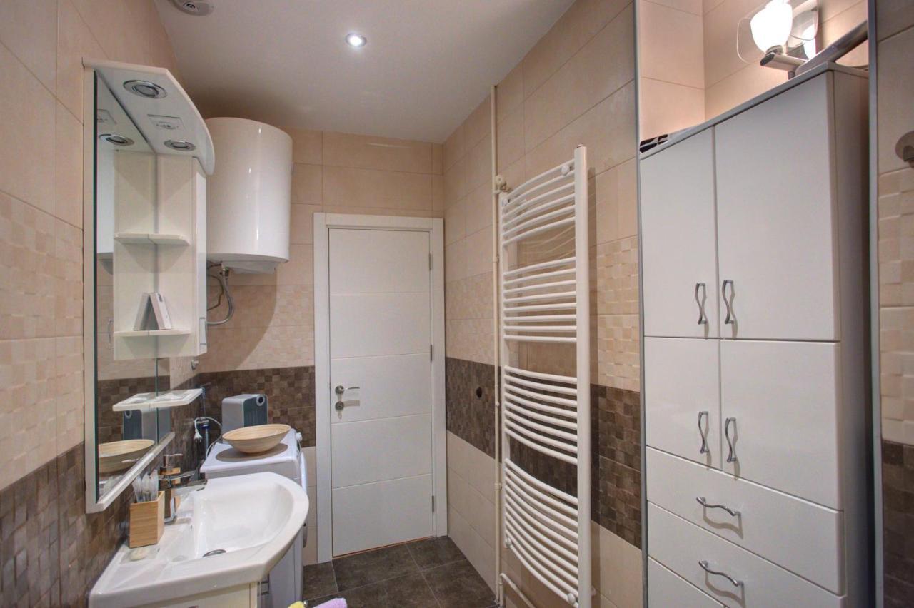 Balkanic Star Belgrado Buitenkant foto