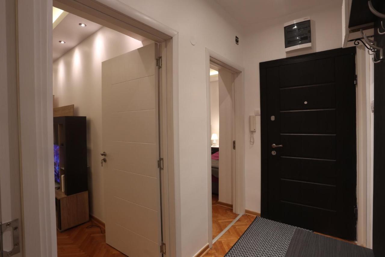 Balkanic Star Belgrado Buitenkant foto